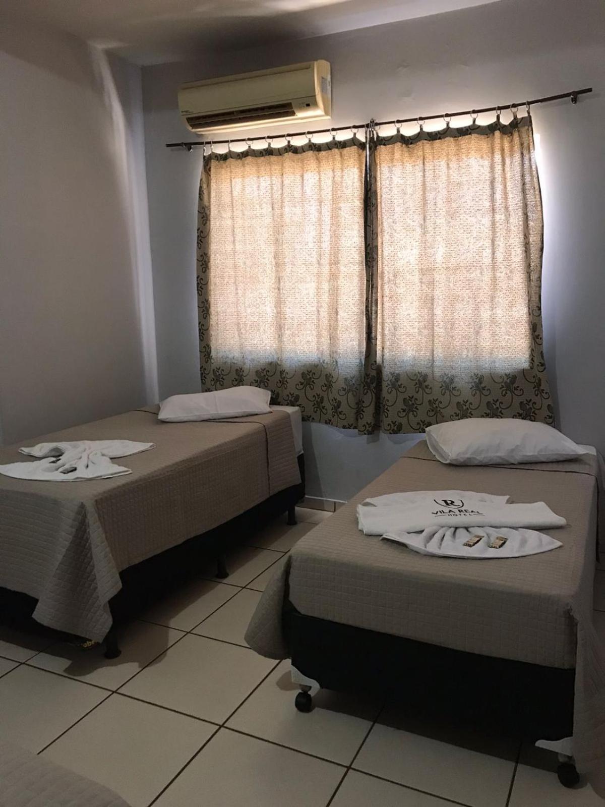 Hotel Vila Real ドウラドス エクステリア 写真